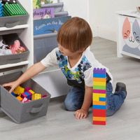 Як організувати зберігання іграшок у дитячій кімнаті