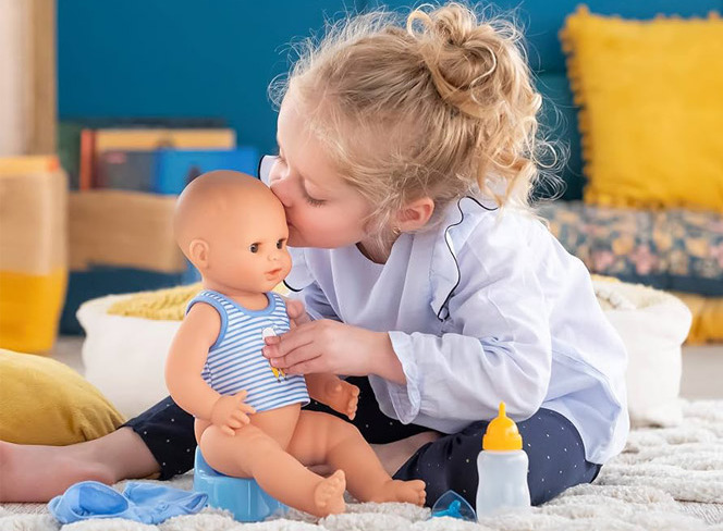 Значення ляльок у розвитку дітей