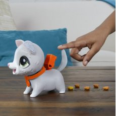 Интерактивная игрушка Маленький шаловливый питомец, Hasbro (в ассортименте)
