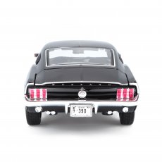 Машина Ford Mustang Fastback, Maisto