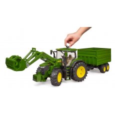 Трактор John Deere с прицепом, Bruder