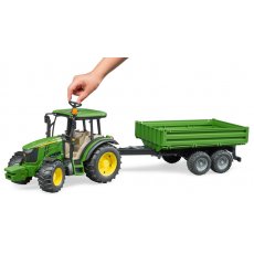 Трактор John Deere 5115 M с прицепом, Bruder