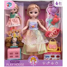 Набор кукол с аксессуарами