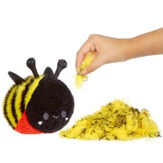 Мягкая игрушка-антистресс Small Plush Пчелка/Божья коровка, Fluffie Stuffiez, 20 см (в ассортименте)