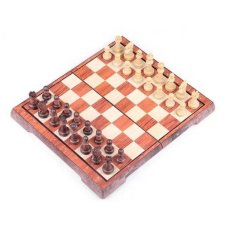 Настольная игра шахматы, UB