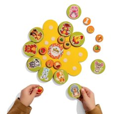 Развивающая деревянная игра на липучках Кто что ест, Ubee