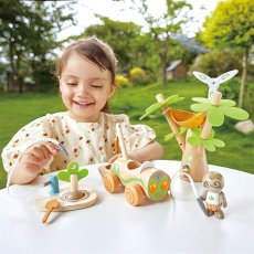 Деревянный игровой набор Электрокар для посадки деревьев, Hape