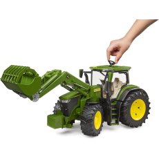 Трактор John Deere 7R 350 с передним погрузчиком, Bruder