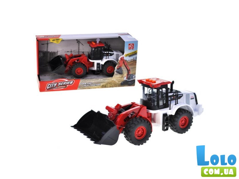 Трактор с ковшом