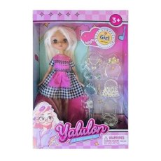 Кукла с аксессуарами