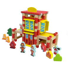 Деревянный конструктор Пожарная станция (C9437), 153 дет.