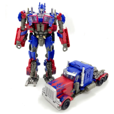 Трансформер Оптимус Прайм