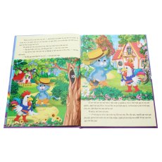 Книга Сказки по слогам с наклейками, Читанка
