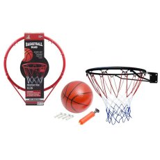 Баскетбольное кольцо с мячом и насосом