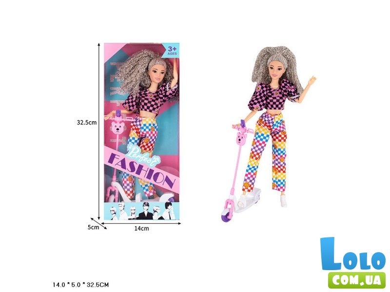 Кукла на самокате