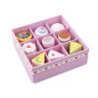 Игровой деревянный набор Коробка с пирожными, New Classic Toys