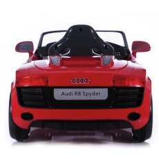 электромобиль Audi R8 Spyder фирмы Geoby