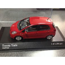 Автомодель CARARAMA 1:43 "Toyota Yaris"
