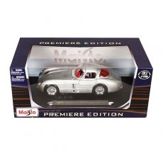 Автомодель (1:18) 1955 Mercedes Benz 300 SLR "Uhlenhaut Coupe" серебристый