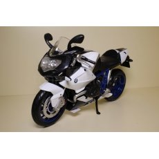 Мотоцикл игрушечный Maisto BMW HP2 Sport (масштаб 1:12), белый