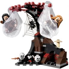 Конструктор Бегство от пауков Лихолесья, Lego (79001)