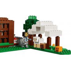 Конструктор Lego "Аванпост разбойников", серия "Minecraft" 303 эл.